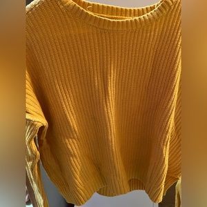 Hollister yellow sweater